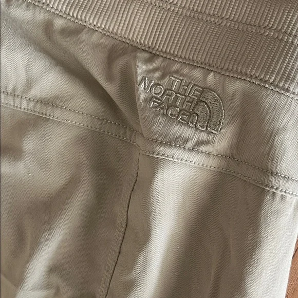 North Face Women's Stretch Jogger Khaki Size XL - Picture 7 of 7